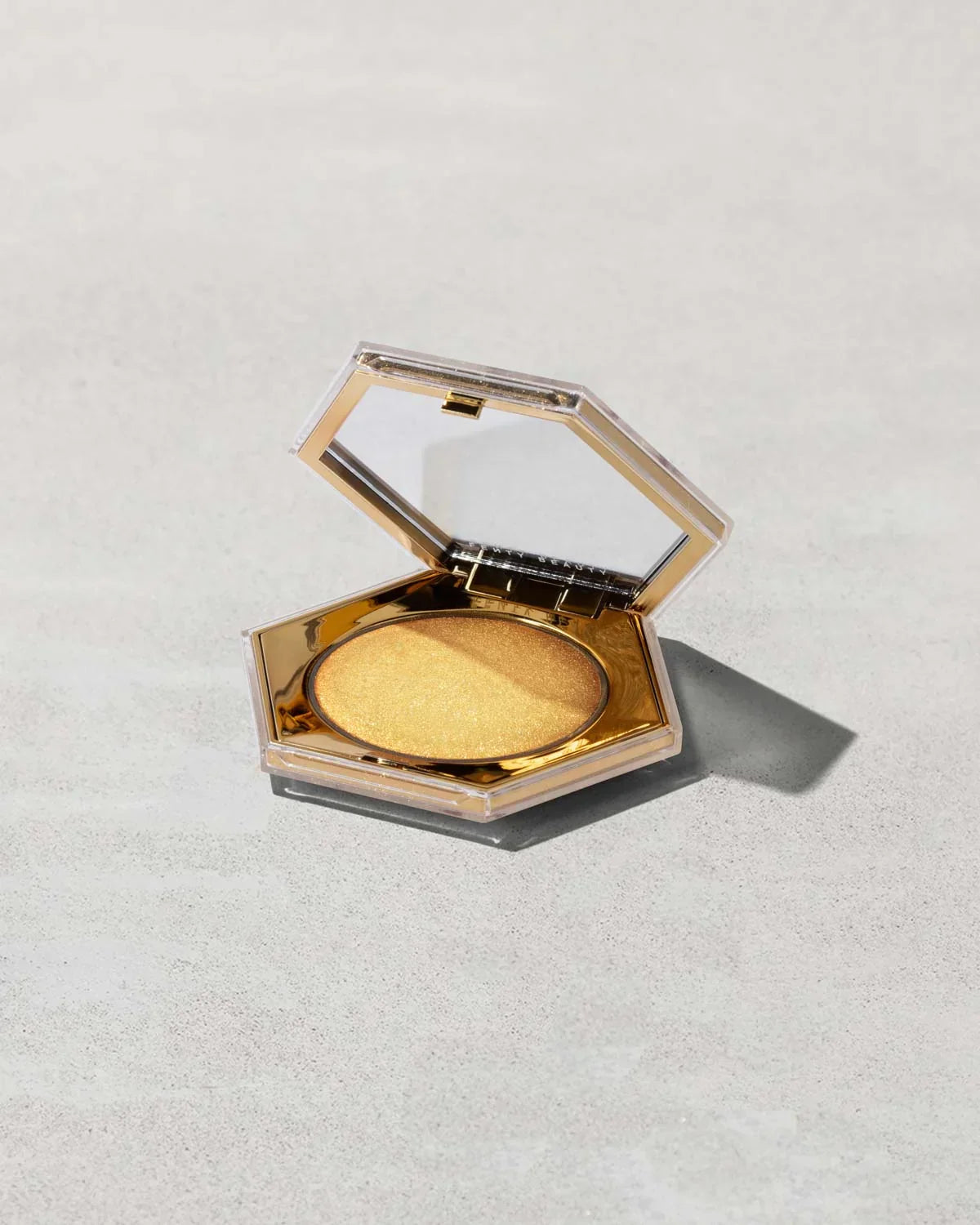 fenty beauty Diamond Bomb All-Over Diamond Veil rose rave
