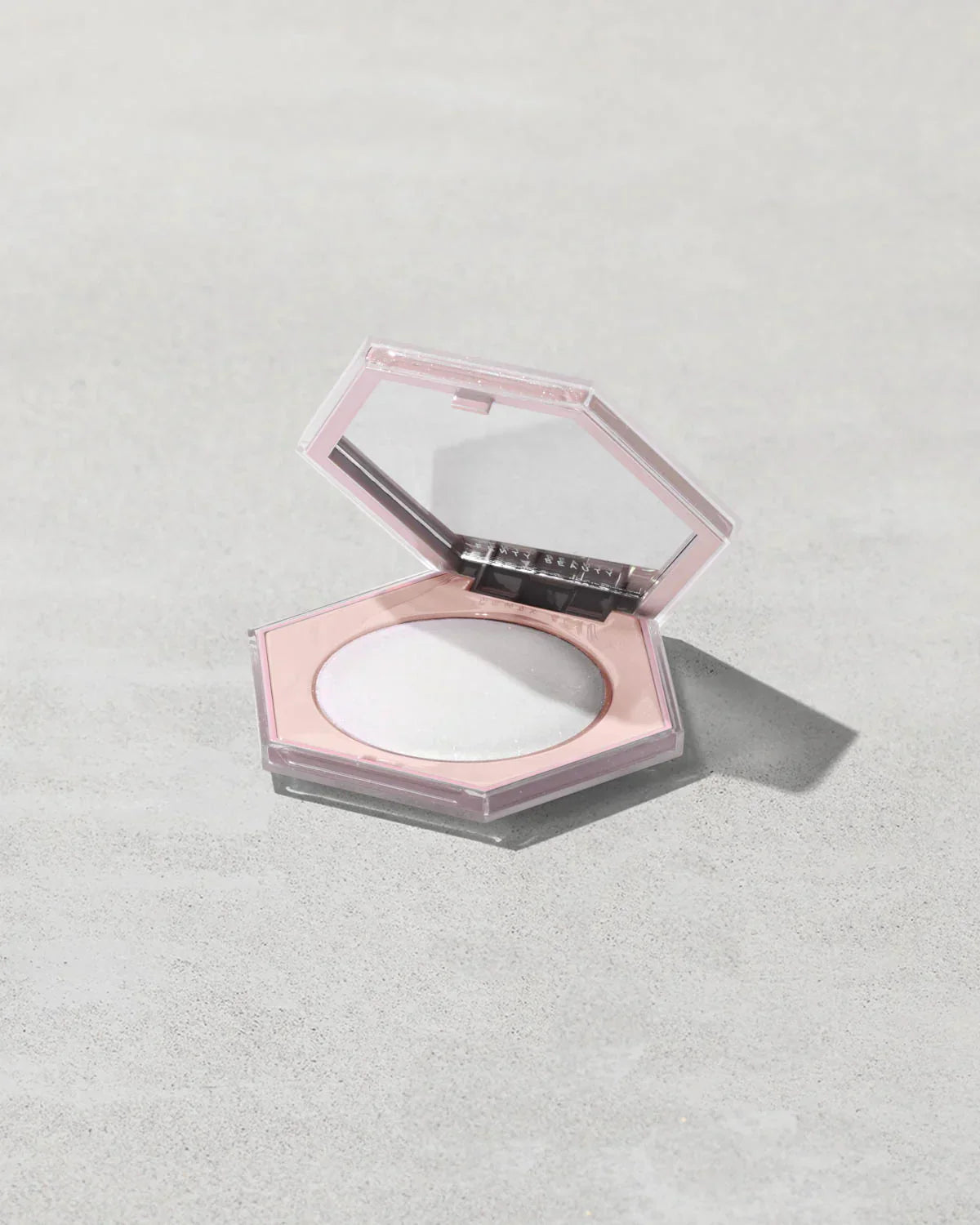 fenty beauty Diamond Bomb All-Over Diamond Veil rose rave